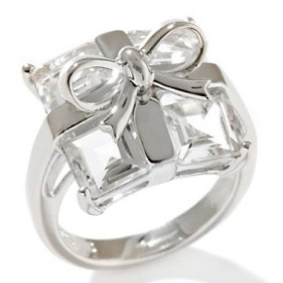 AJaron Jewelry - The "Present" Ring